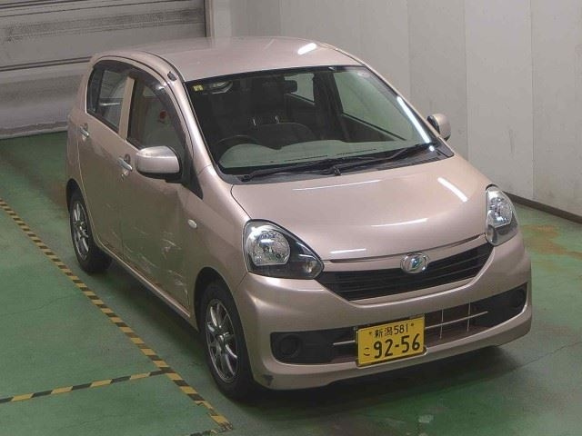 DAIHATSU MIRA E S 2016