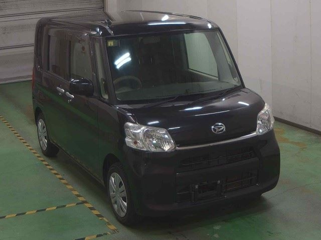 DAIHATSU TANTO 2016