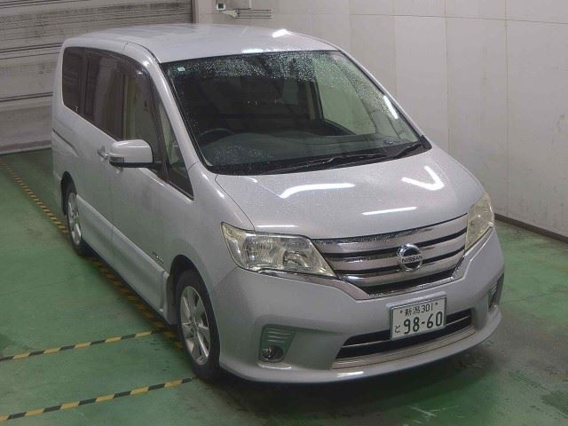 NISSAN SERENA 2012