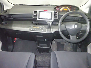 HONDA FREED 2010