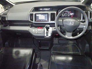 HONDA STEP WAGON 2010