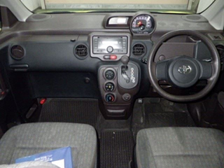 TOYOTA SPADE 2012