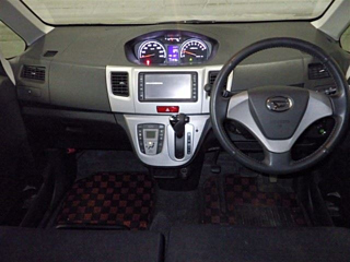 DAIHATSU MOVE 2012