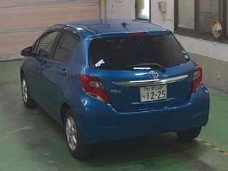 TOYOTA VITZ 2014