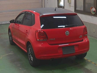 VOLKSWAGEN POLO 2012