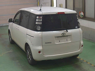 TOYOTA SIENTA 2008