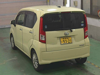 DAIHATSU MOVE 2015