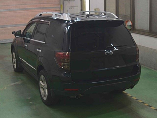 SUBARU FORESTER 2010