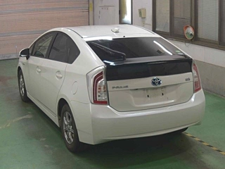 TOYOTA PRIUS 2012