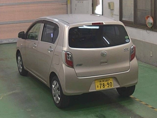 DAIHATSU MIRA E S 2012