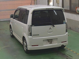 MITSUBISHI EK SPORTS 2010