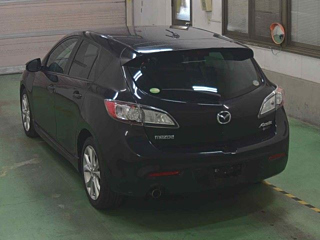 MAZDA AXELA 2010