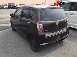 DAIHATSU MIRA E S 2011