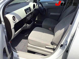 TOYOTA PASSO 2010
