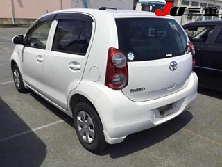 TOYOTA PASSO 2010