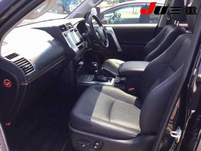 TOYOTA LAND CRUISER PRADO 2018