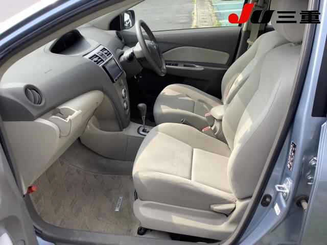 TOYOTA BELTA 2010