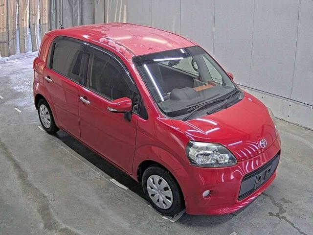 TOYOTA PORTE 2014