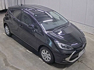Заказать TOYOTA AQUA