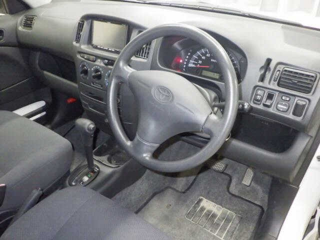 TOYOTA PROBOX 2013