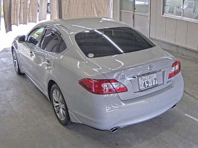 NISSAN FUGA 2014