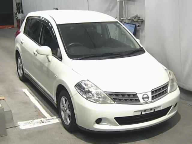 NISSAN TIIDA 2009