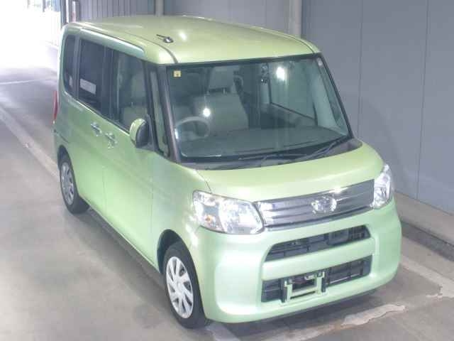 DAIHATSU TANTO 2014