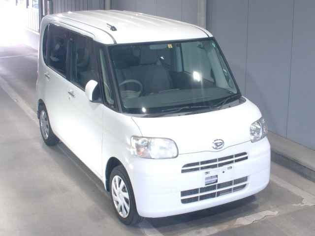 DAIHATSU TANTO 2012