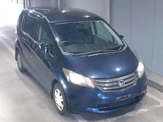 HONDA FREED 2010
