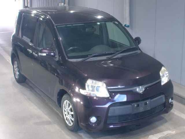 TOYOTA SIENTA 2014