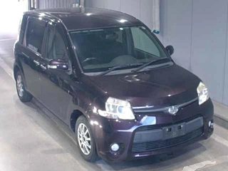 TOYOTA SIENTA 2014