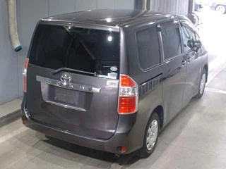 TOYOTA NOAH 2008