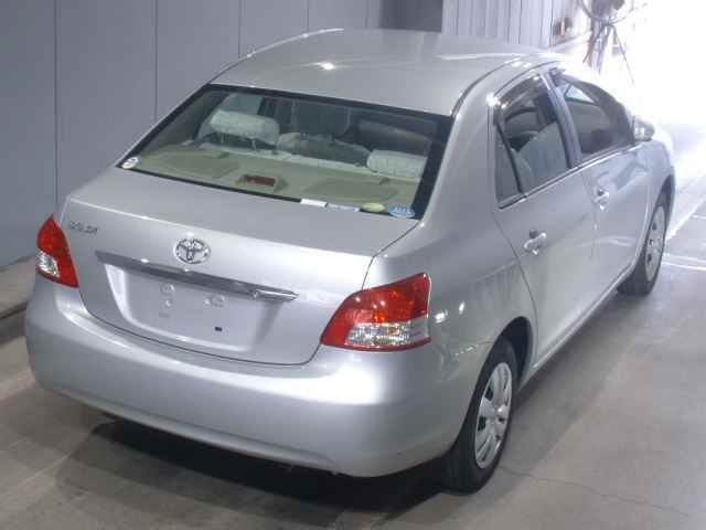 TOYOTA BELTA 2010