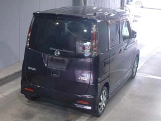 NISSAN ROOX 2013