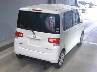 DAIHATSU TANTO 2012