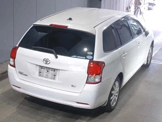 TOYOTA COROLLA FIELDER 2013