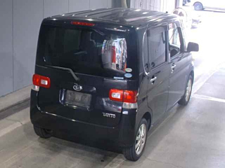 DAIHATSU TANTO 2010