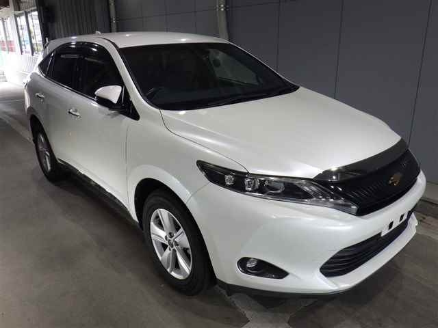 TOYOTA HARRIER 2014