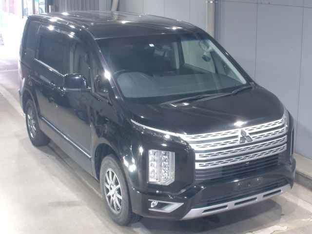 MITSUBISHI DELICA D5 2022
