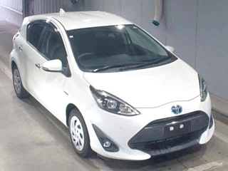 TOYOTA AQUA 2018