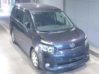 TOYOTA VOXY 2008