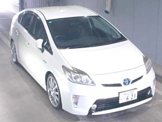 TOYOTA PRIUS 2012