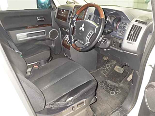 MITSUBISHI DELICA D5 2009