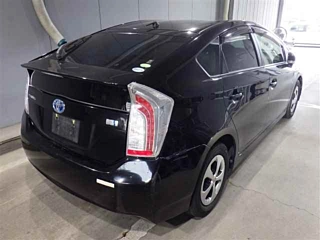 TOYOTA PRIUS 2012