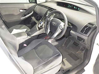 TOYOTA PRIUS 2010