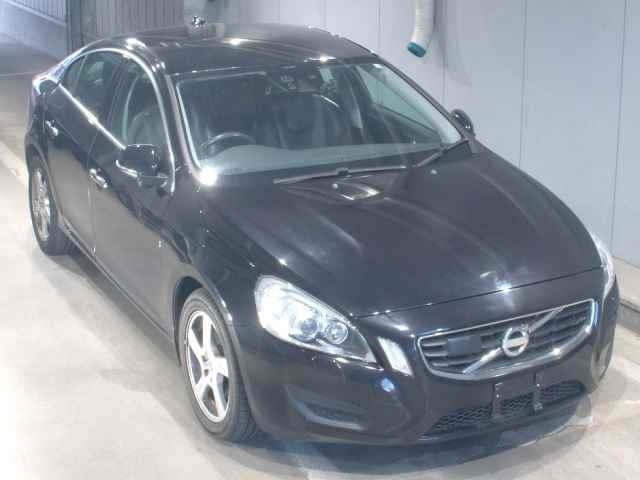 VOLVO S60 2012