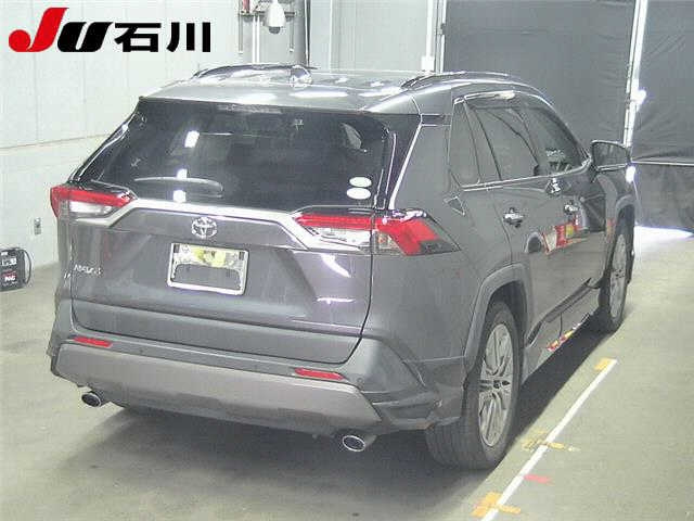 TOYOTA RAV4 2021