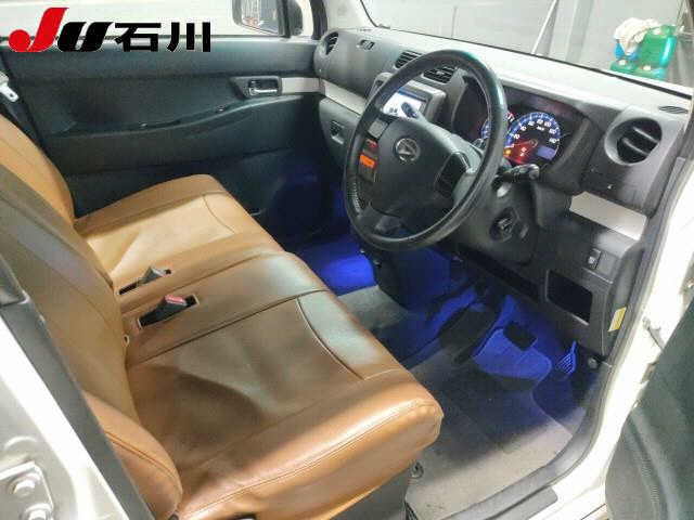 DAIHATSU MOVE CONTE 2013