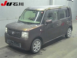 TOYOTA PIXIS SPACE 2012