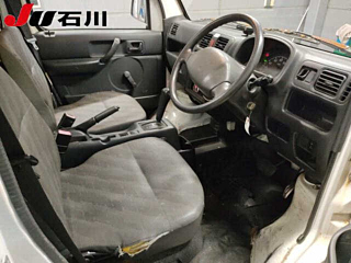 SUZUKI CARRY TRUCK 2011